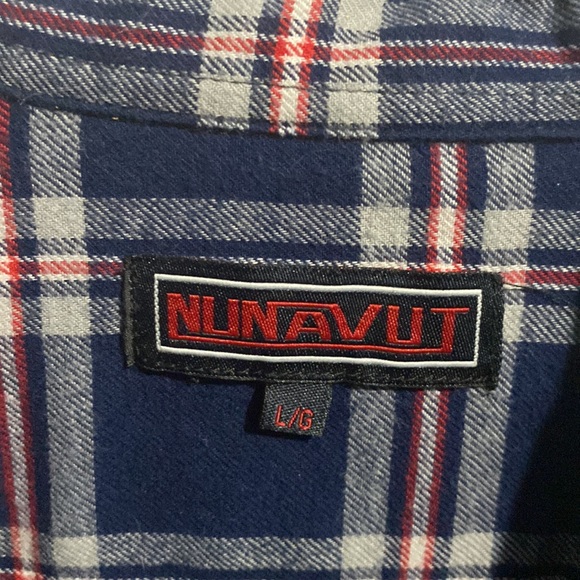 Flannel button down shirt great condition - Picture 7 of 7